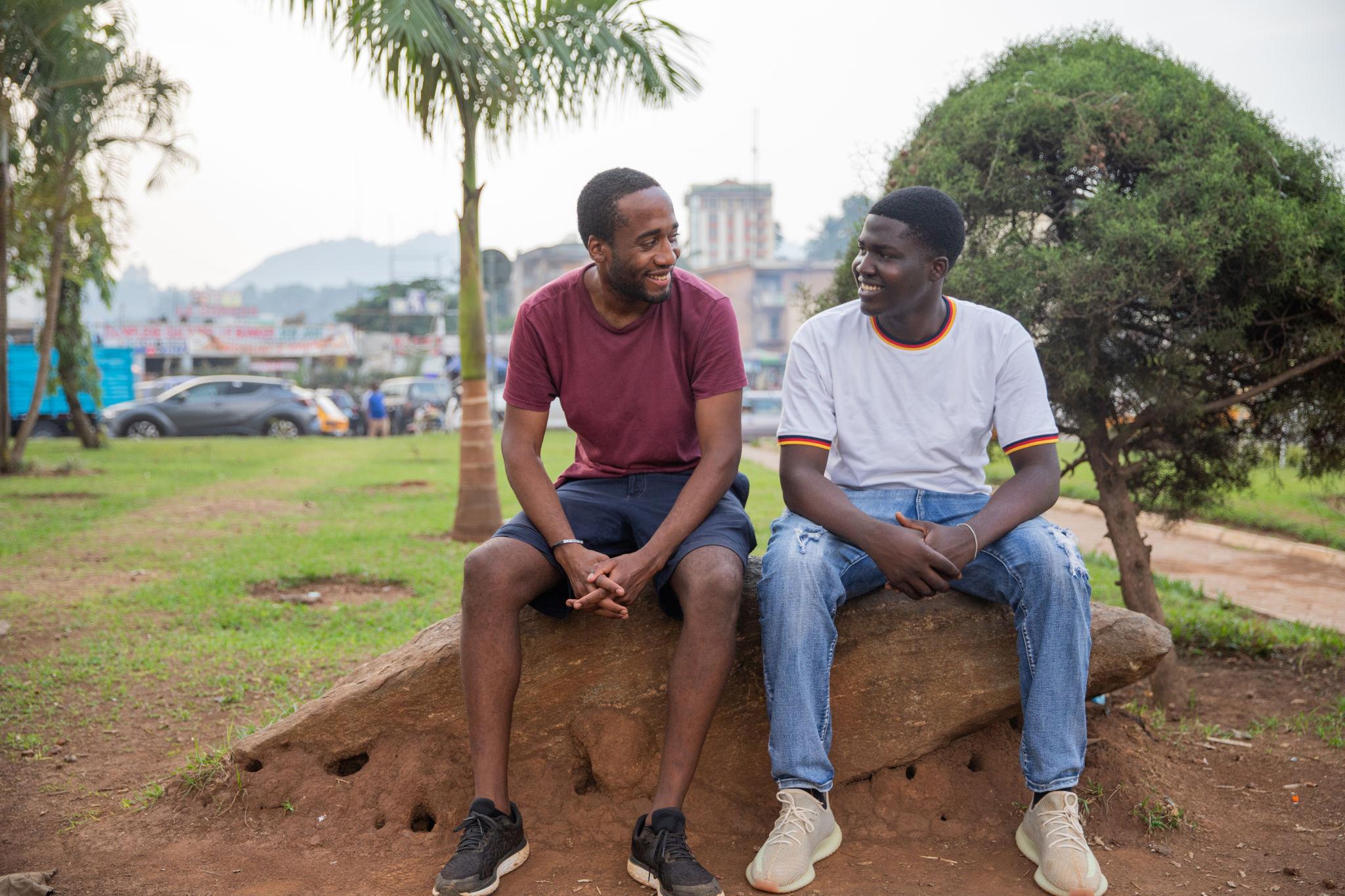 Digital Detox: Reclaiming Real-Life Friendships in a Screen-Obsessed World