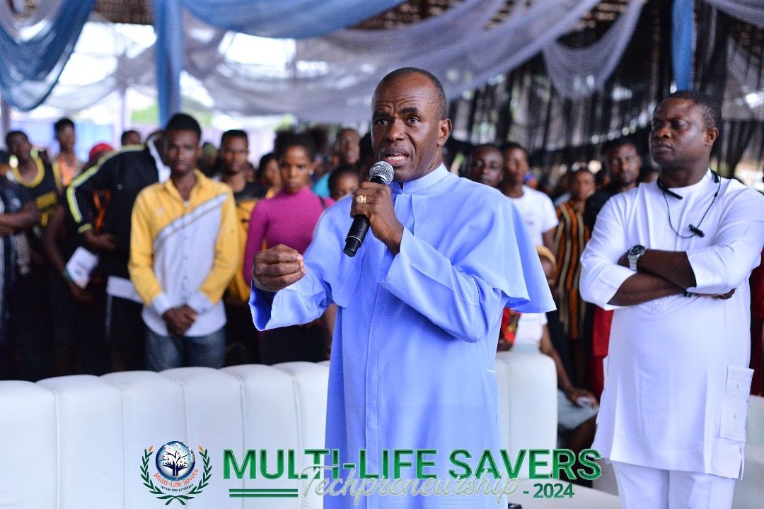 Fr. Mbaka with the 2024 Techpreneurship Conference participants